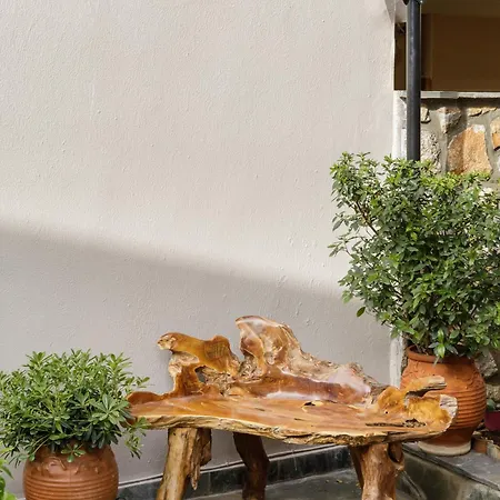 Meydani * لِتوخورو