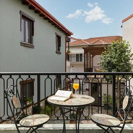 Meydani لِتوخورو